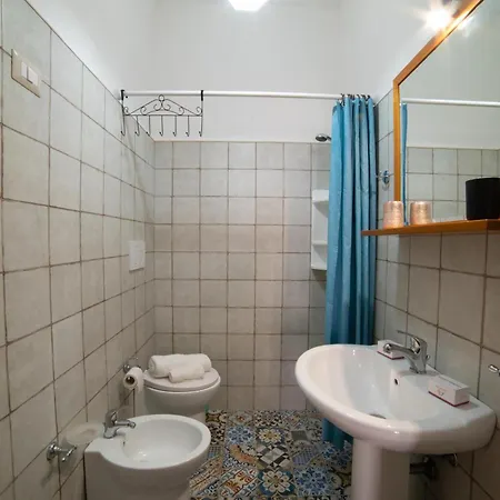 Benedetta On Seashore - Happy Apartmán