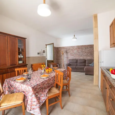 Benedetta On Seashore - Happy Apartmán *